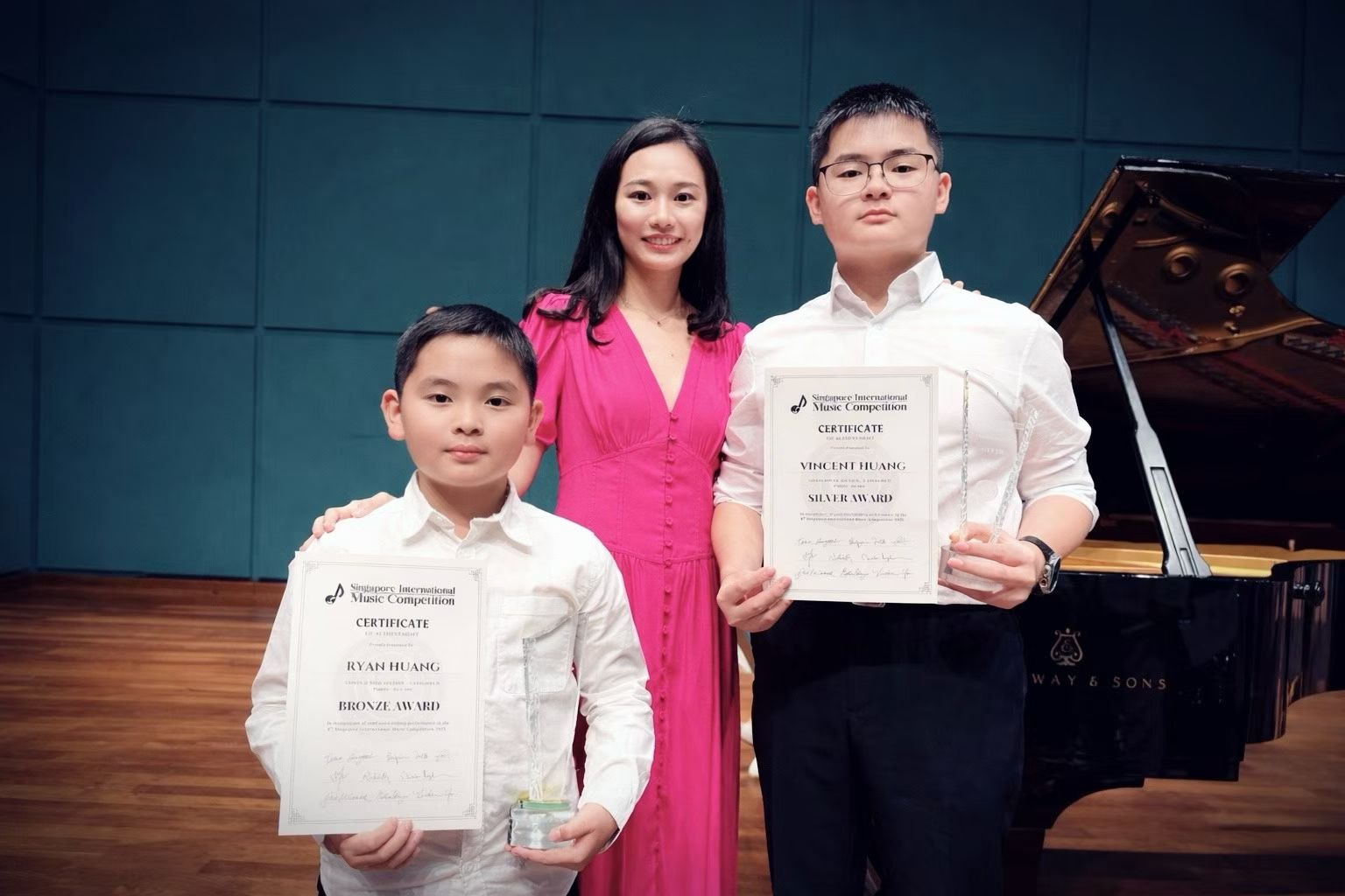 Vincent with fellow award recipients at the Singapore competition